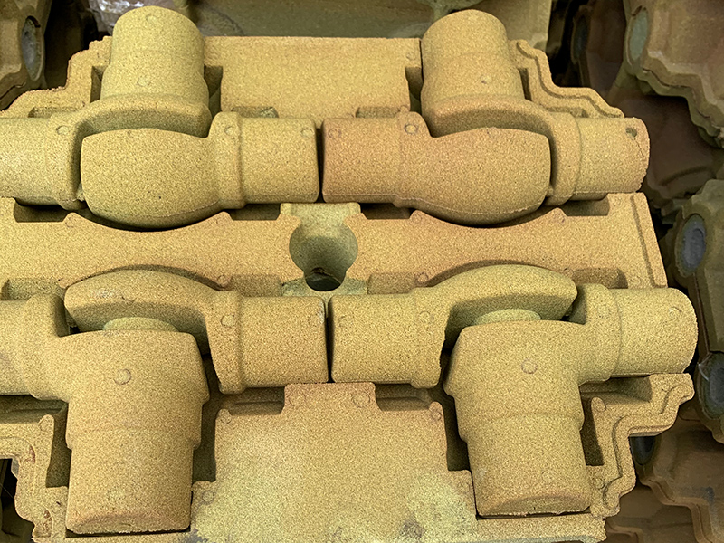 วิธีแก้ปัญหาการติดทรายในการผลิตชิ้นส่วนเหล็กหล่อสีเทาโดยใช้เทคโนโลยีทรายเคลือบฟิล์ม?